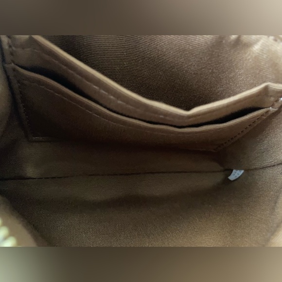 DEAL‼️Corner Zip Wristlet In Signature Canvas/ Pouch In Signature Canvas NWOT - Picture 6 of 12